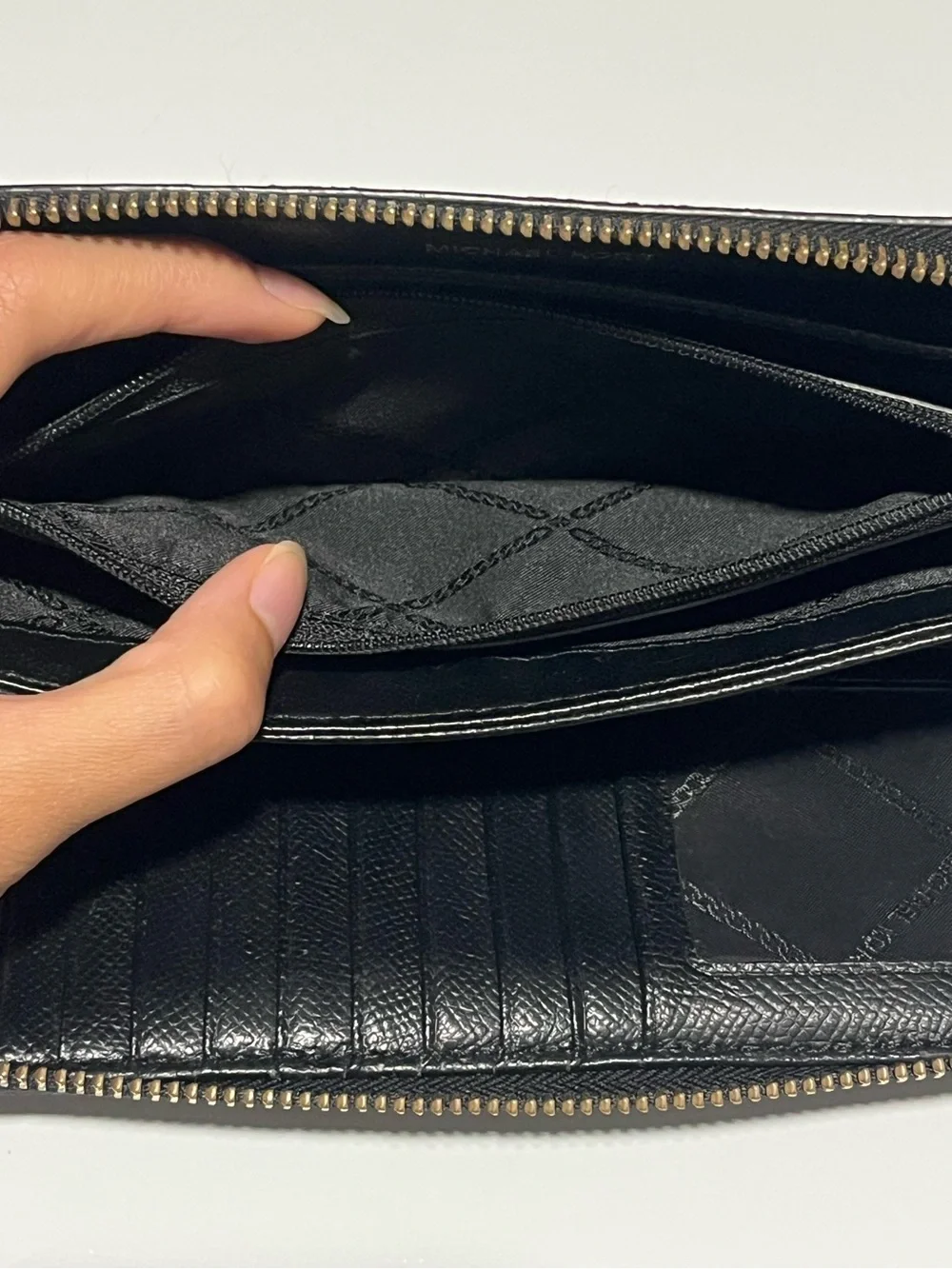 Michael Kors Jet Set Travel Large Black Leather Continental Wristlet Wallet